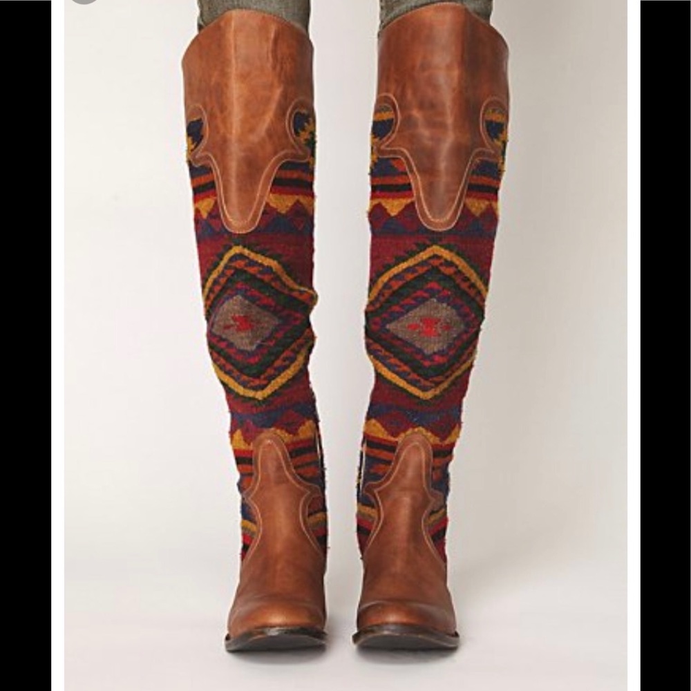 FREE BIRD by Steve Madden Boots
